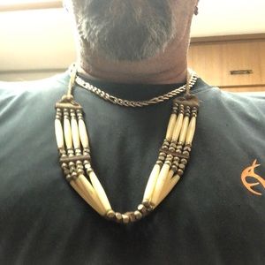 NATIVE AMERICAN NECKLACE